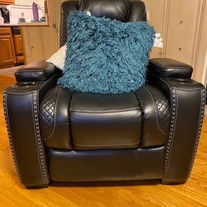 Meet your Posher, Craig